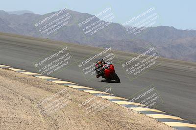 media/Apr-10-2022-SoCal Trackdays (Sun) [[f104b12566]]/Bowl (11am)/